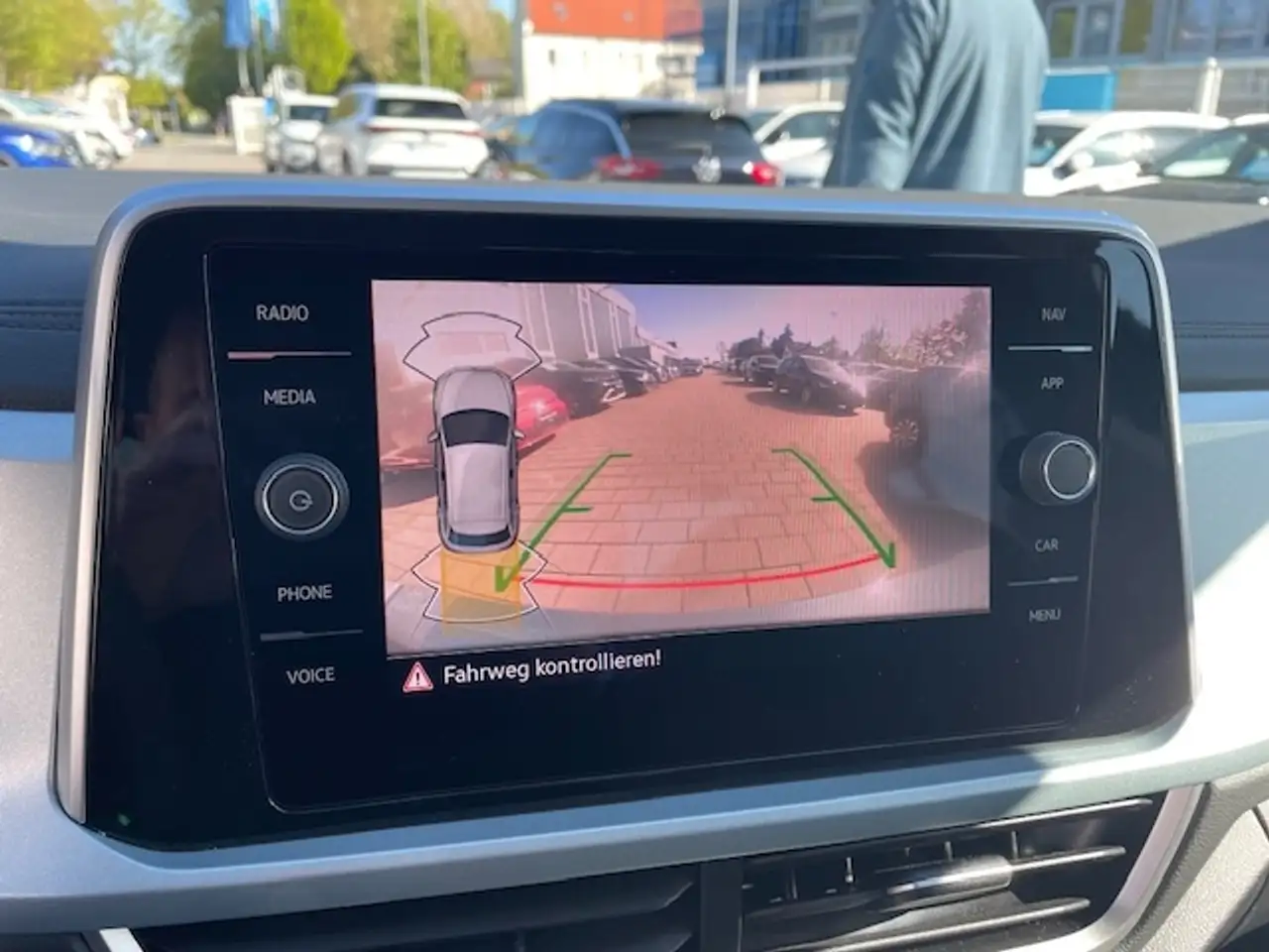 Volkswagen T-Roc 2.0 TDI DSG Goal Navi AHK LED PLUS Kamera ACC Appl 19