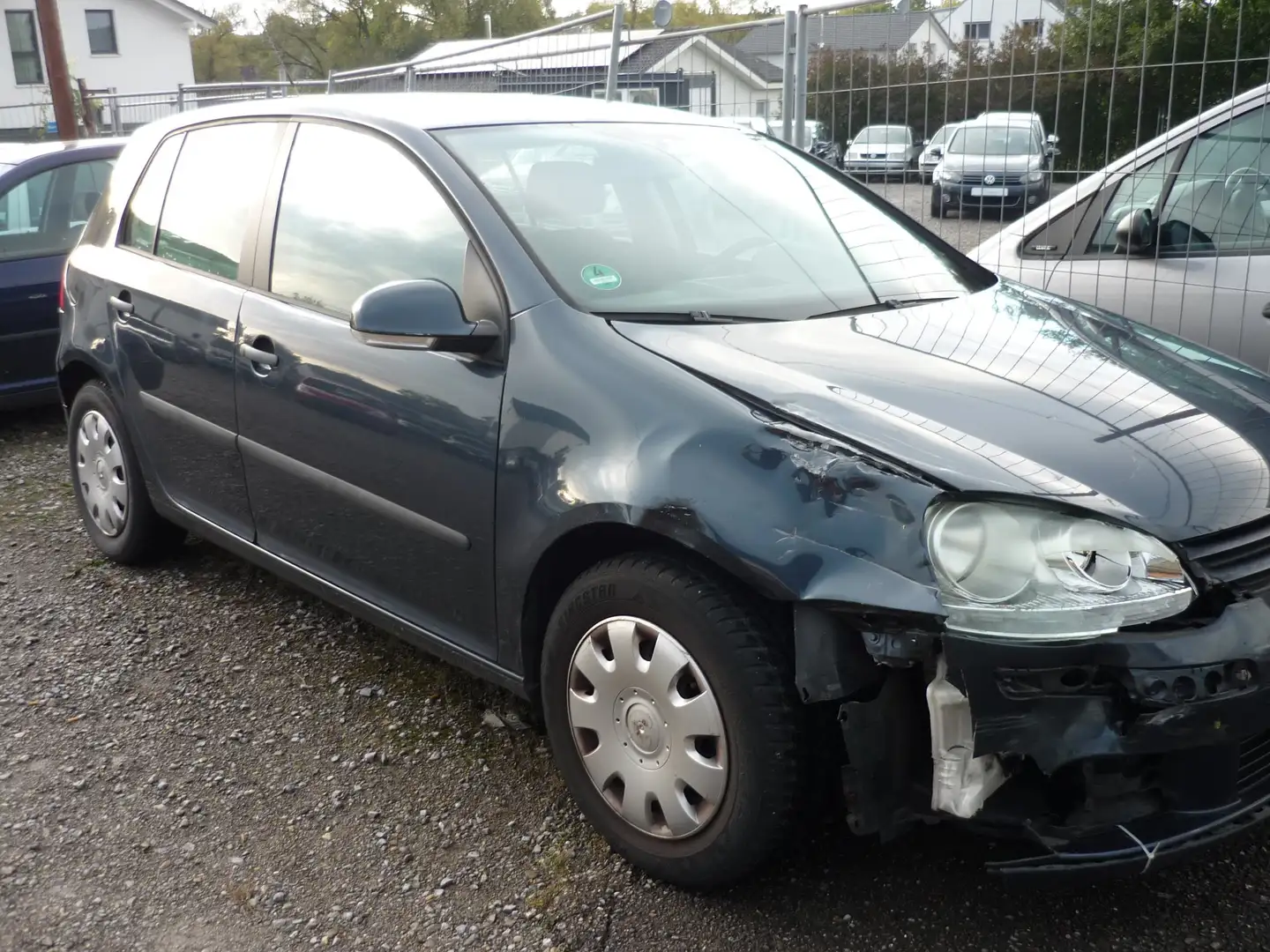 Volkswagen Golf Golf V 5-Türer 1.4 - 2