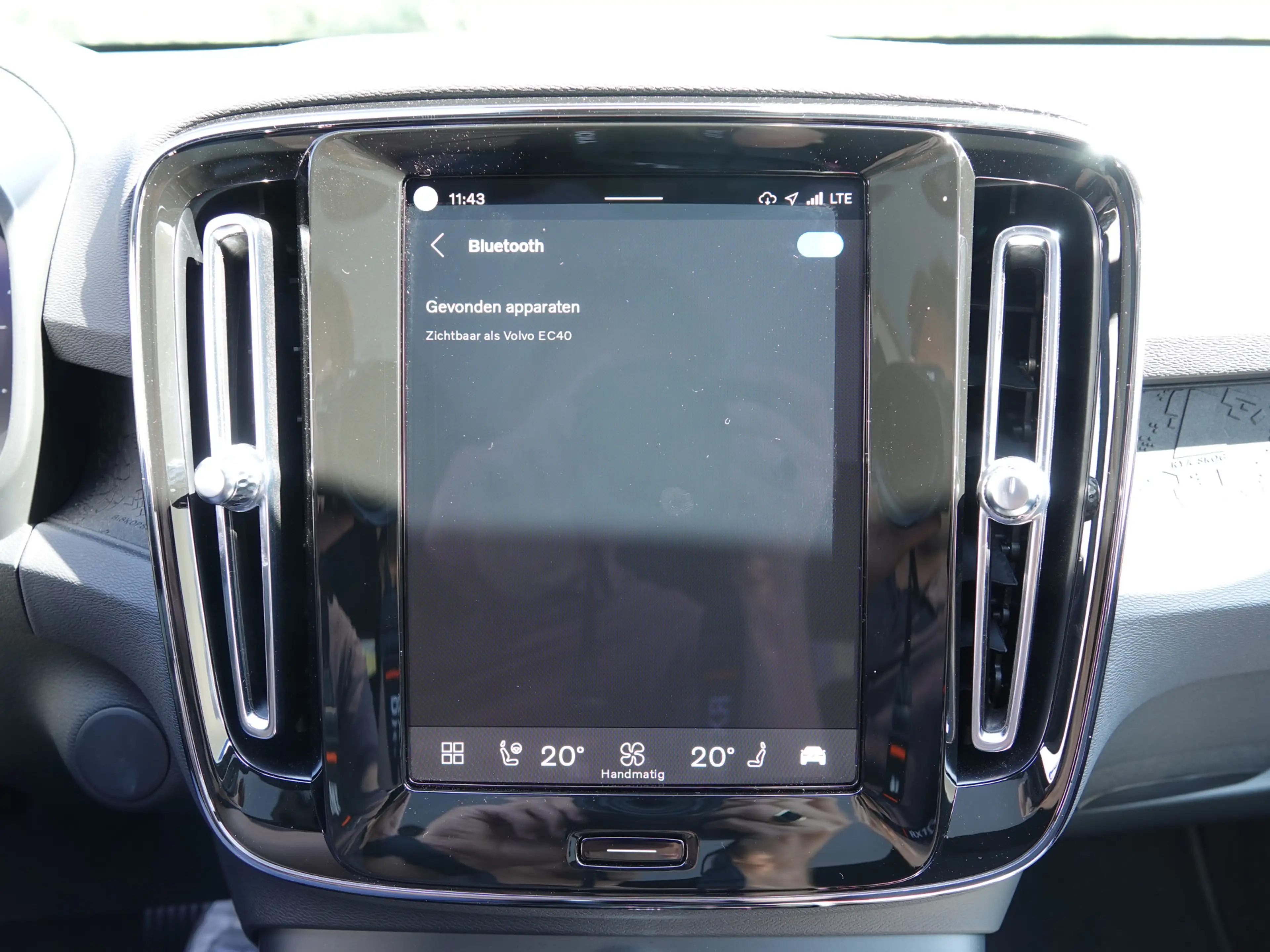 Volvo EC40 Twin Motor Ultra Black Edition 82 kWh SOH 96,9% | — photo 24