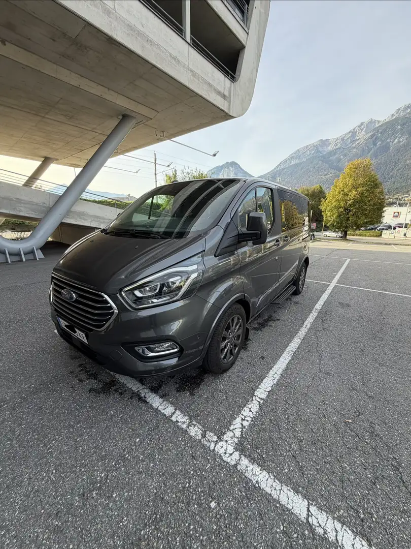Ford Tourneo Custom L1 Titanium-X Grau - 1