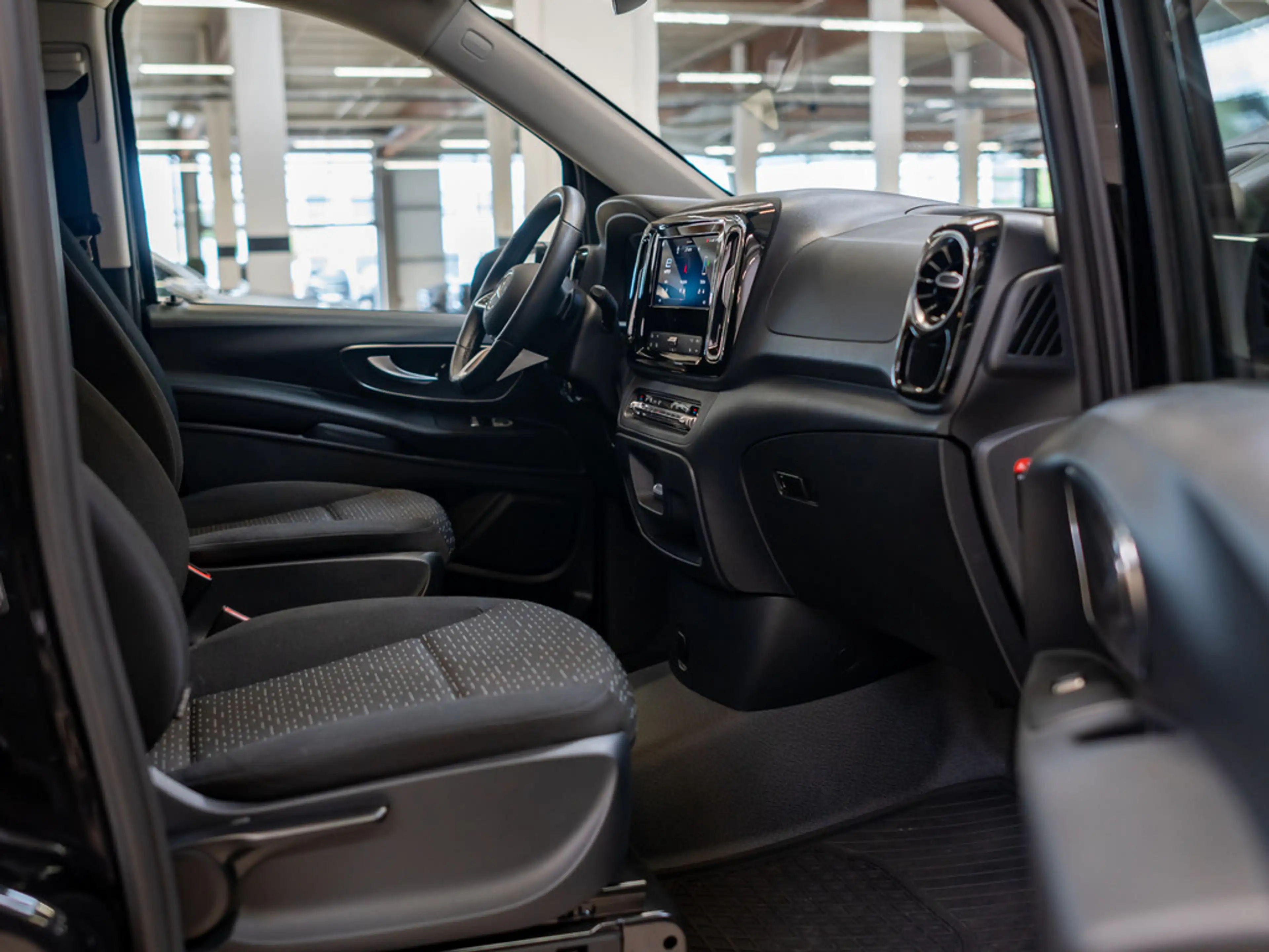 Mercedes-Benz Vito e 129 Tourer PRO Lang Distr. Kamera Spurh — photo 5