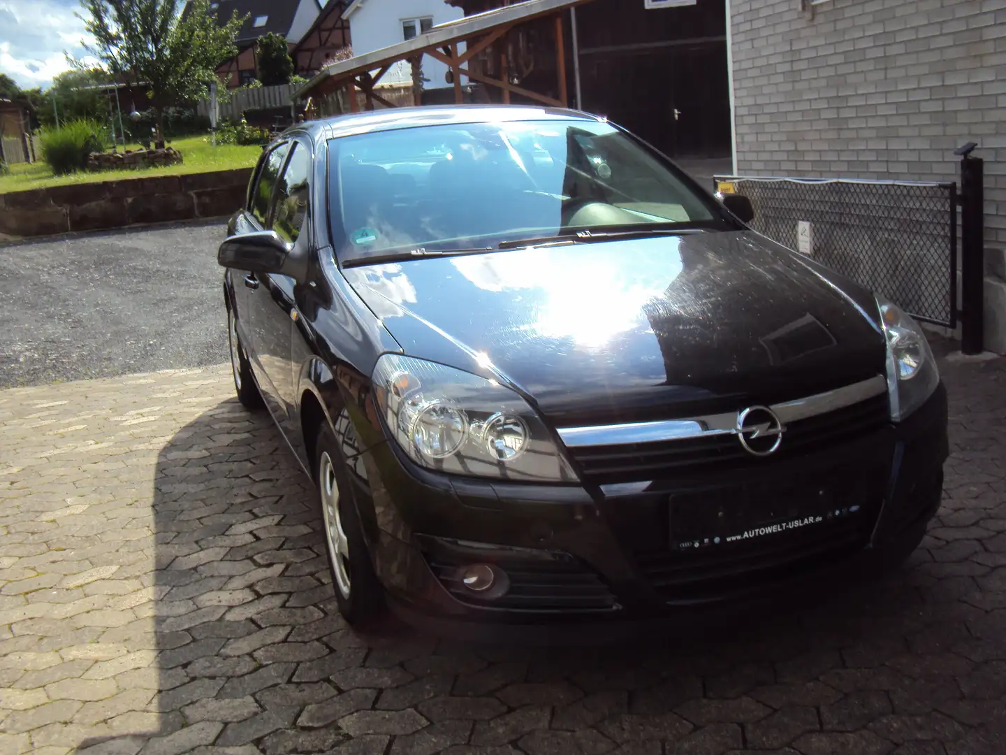 Opel Astra Чорний - 1
