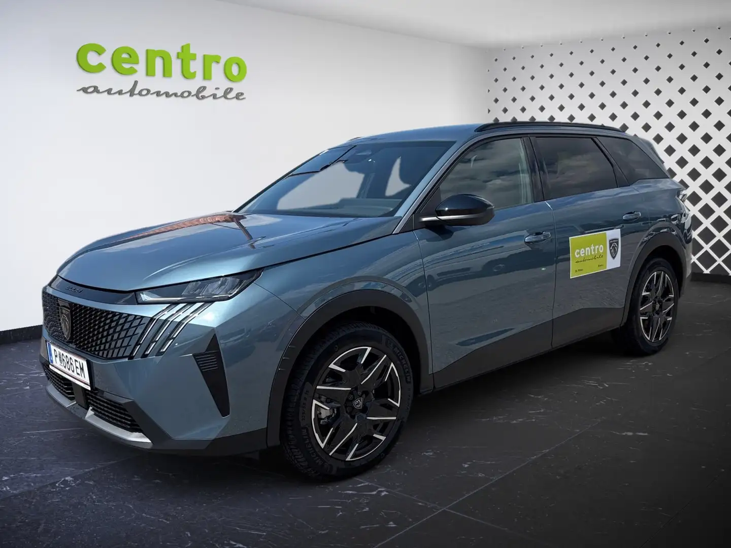 Peugeot 5008 Hybrid 136 Allure Blau - 2