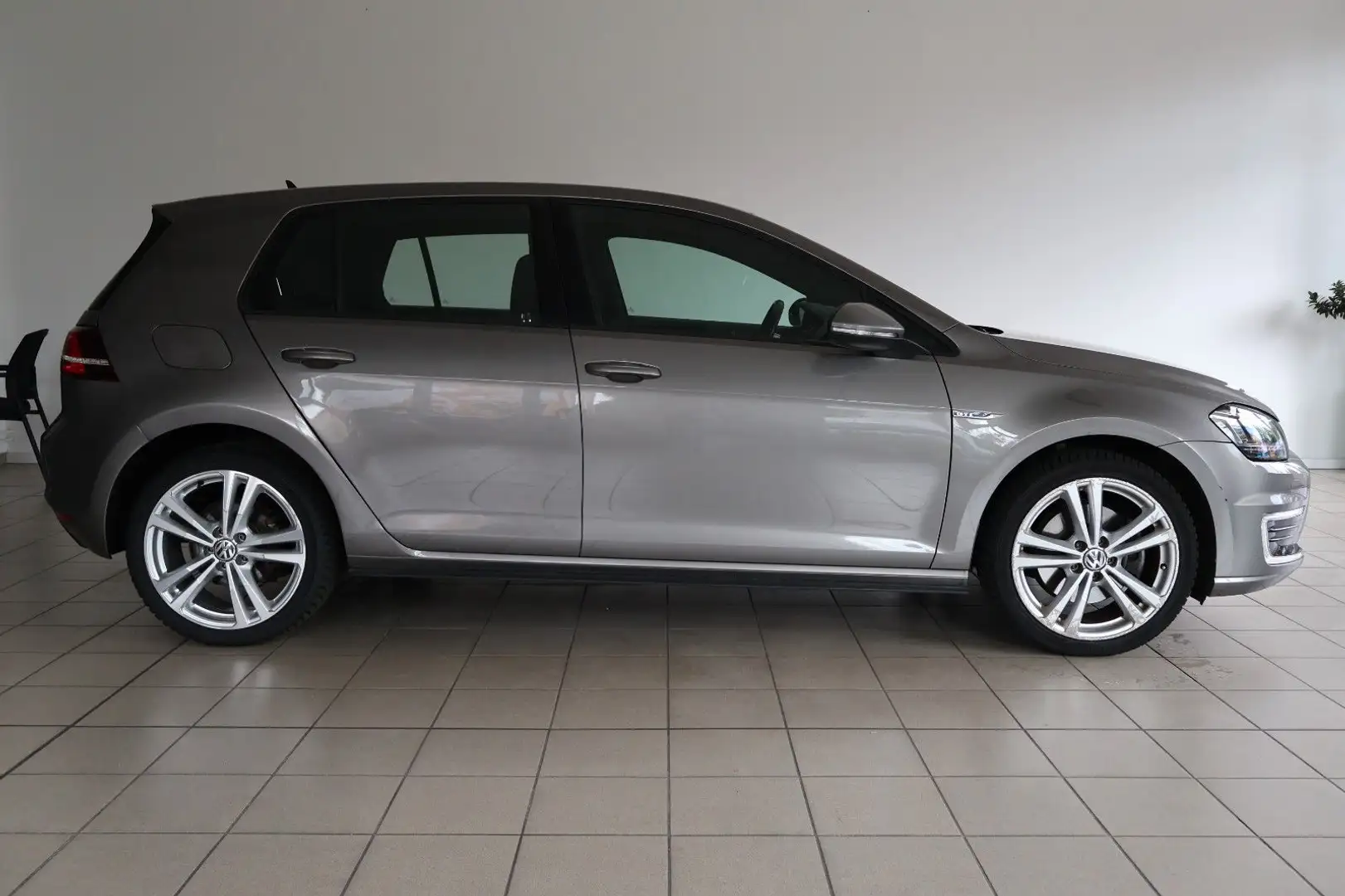 Volkswagen Golf VII GTE LED 2. Hand Ambiente Grau - 2