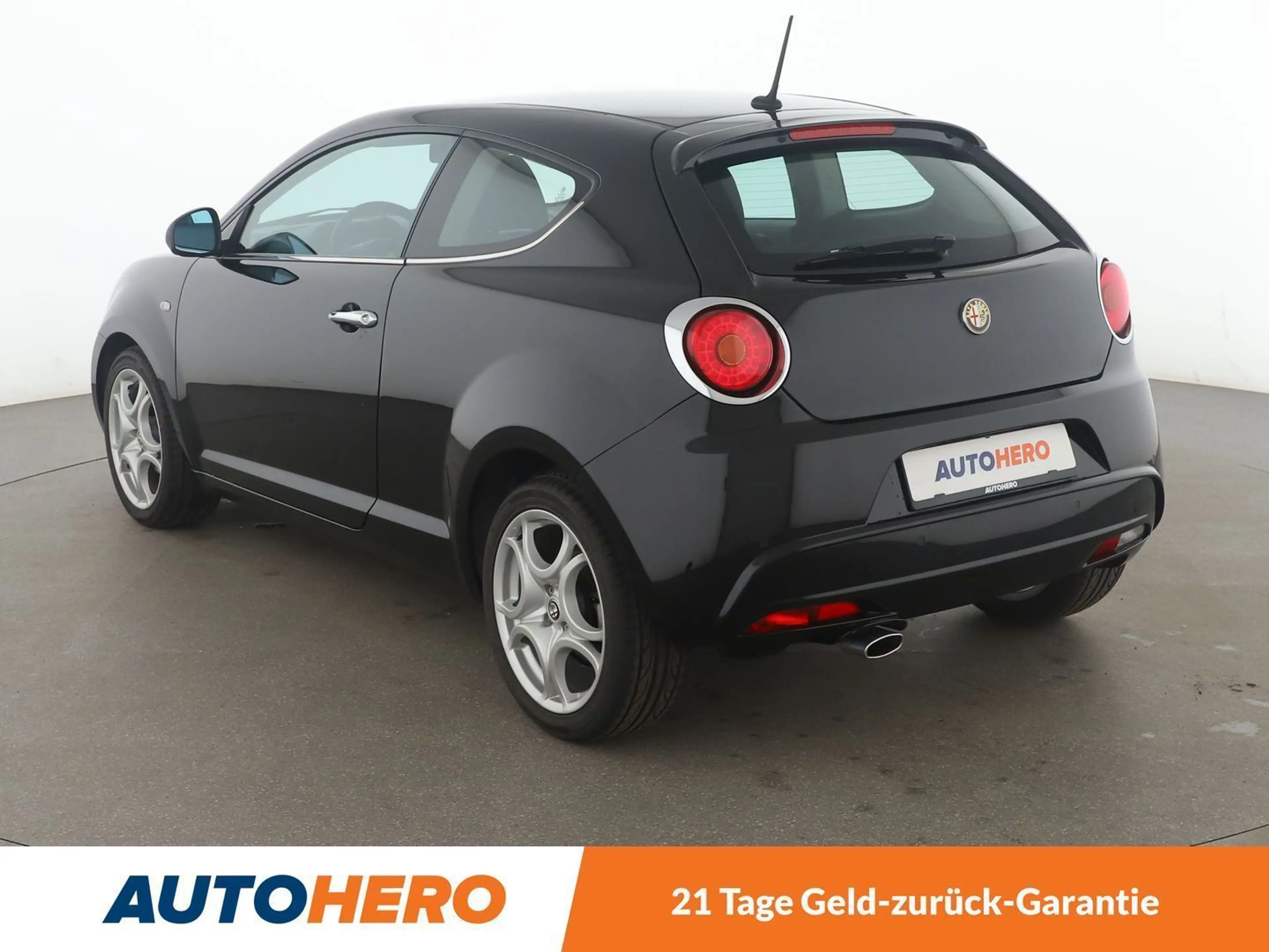 Alfa Romeo MiTo 0.9 TwinAir Turismo*NAVI*SHZ*PDC*PANO*ALU* — photo 4