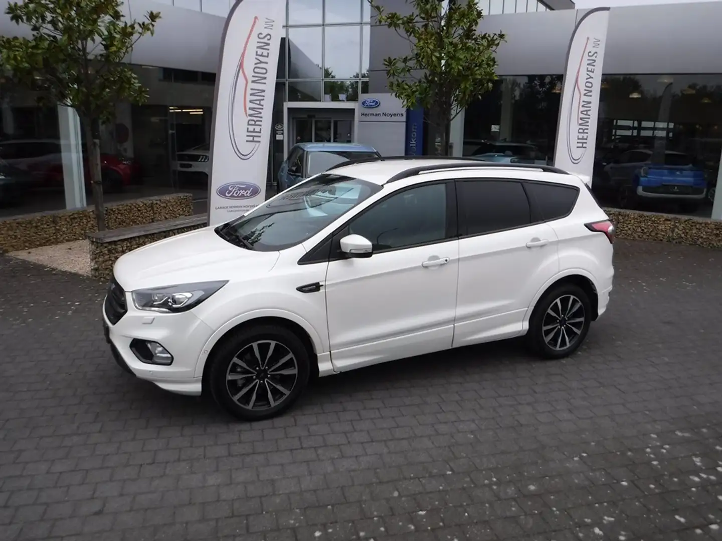 Ford Kuga TDCi ST-Line Weiß - 1
