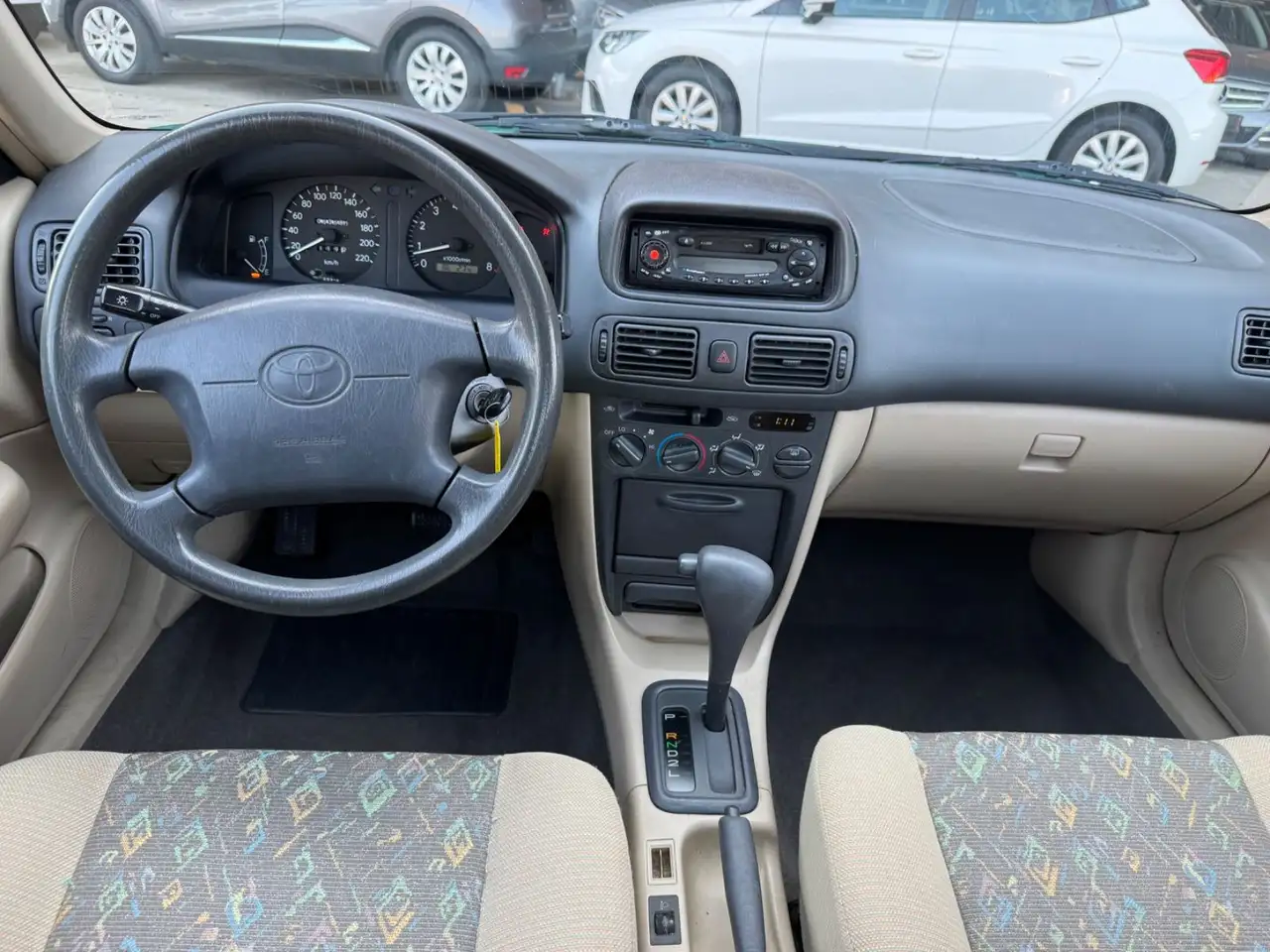 Toyota Corolla 1.4 linea terra Automatik/1.HAND/TÜV NEU, foto 10