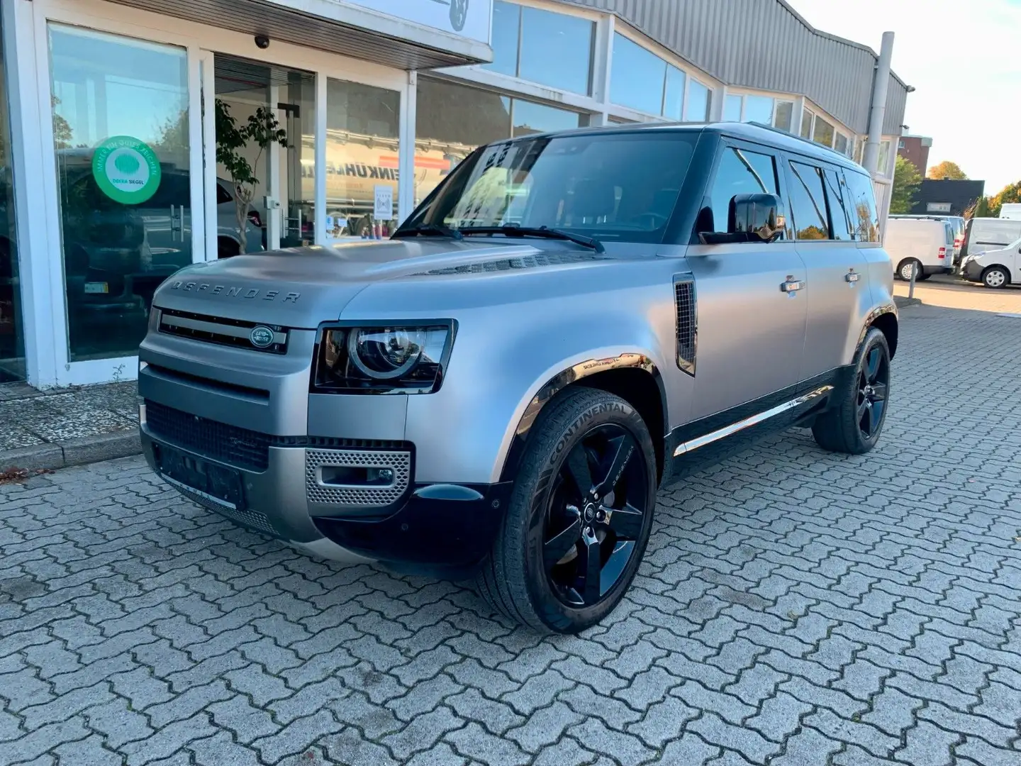 Land Rover Defender DEFENDER 110 X-DYNAMIC HSE/TFT/PANO/MEMORY/1.HD Grau - 2