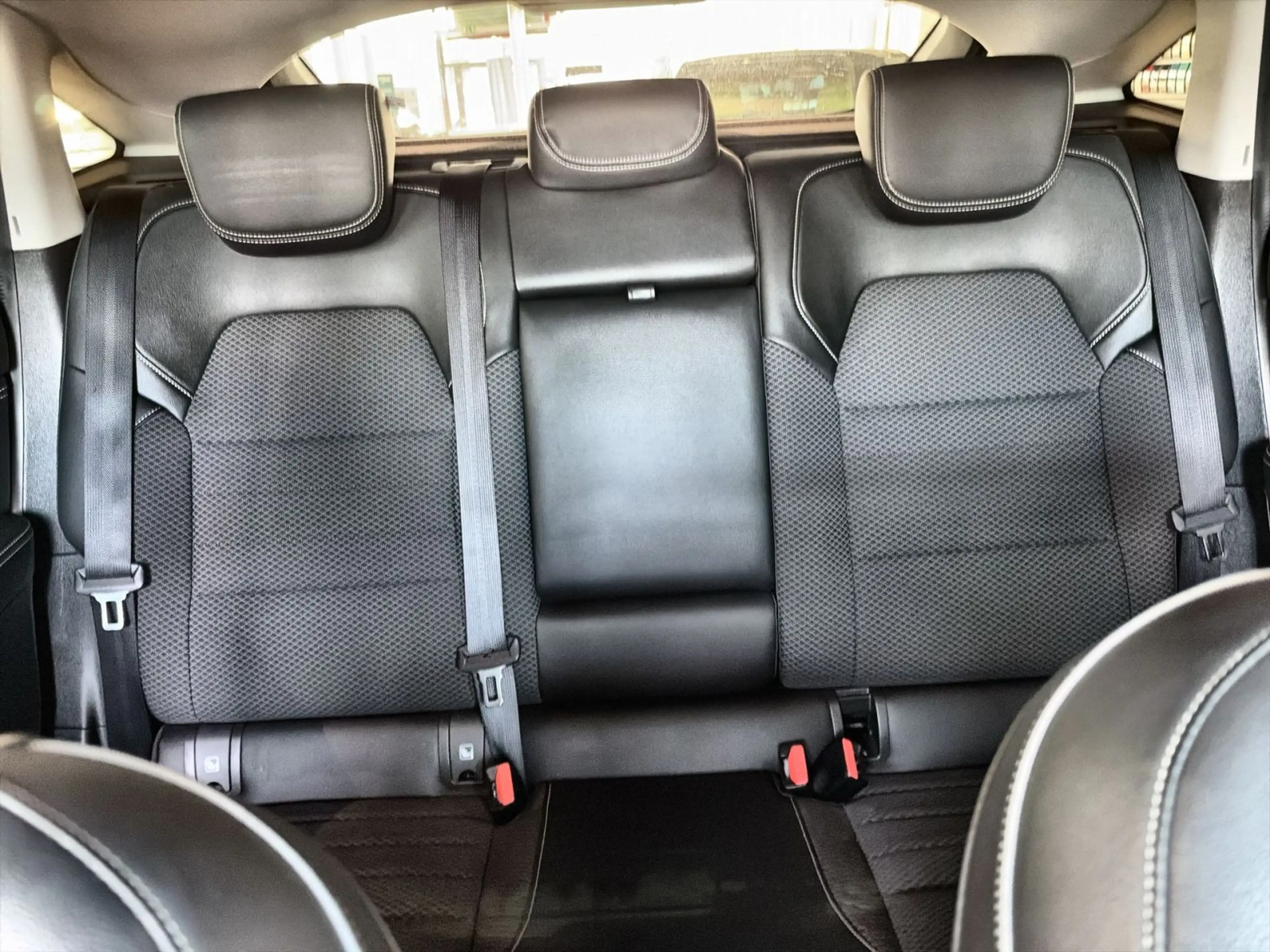 Renault Arkana 1.3 TCe 140 Mild-Hybrid Techno — photo 14