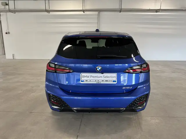 BMW 2 Series view 4