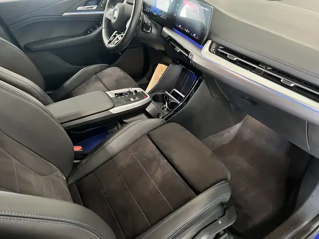 BMW 2 Series view 9