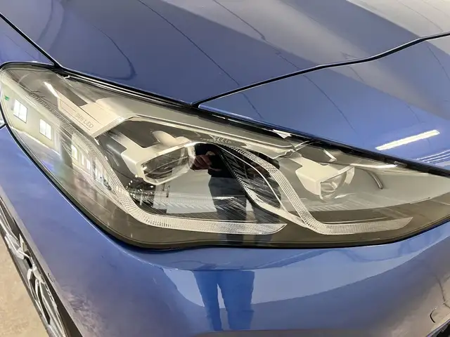 BMW 2 Series view 11