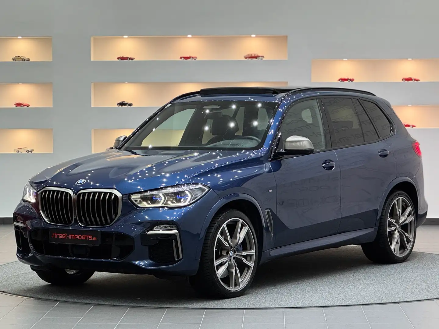 BMW X5 M 50d Individual *Pano Sky Lounge*Laser*Soft-Close* Bleu - 1
