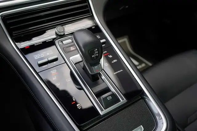 Porsche Panamera Turbo S E-Hybrid PHEV|P-Dach|Soft-Close| Ansicht 32