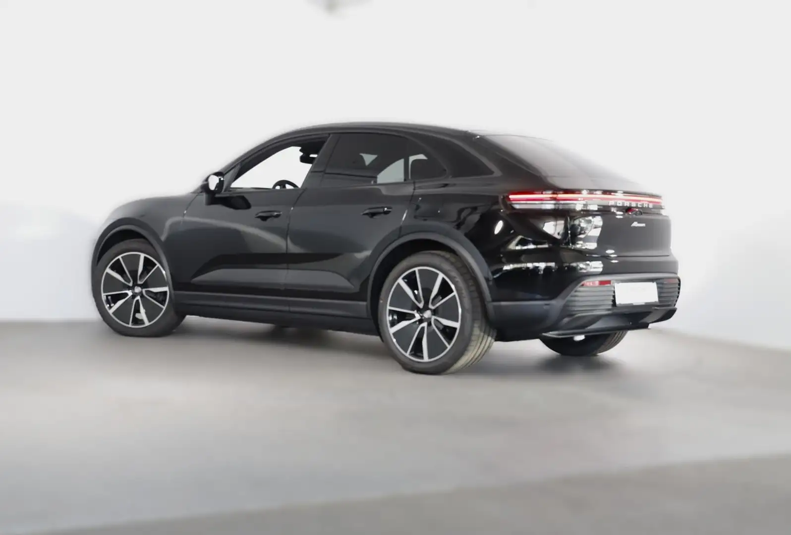 Porsche Macan Schwarz - 2