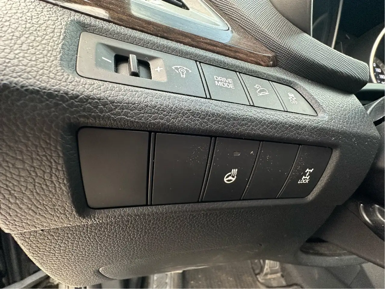 Hyundai SANTA FE снимка Hyundai SANTA FE