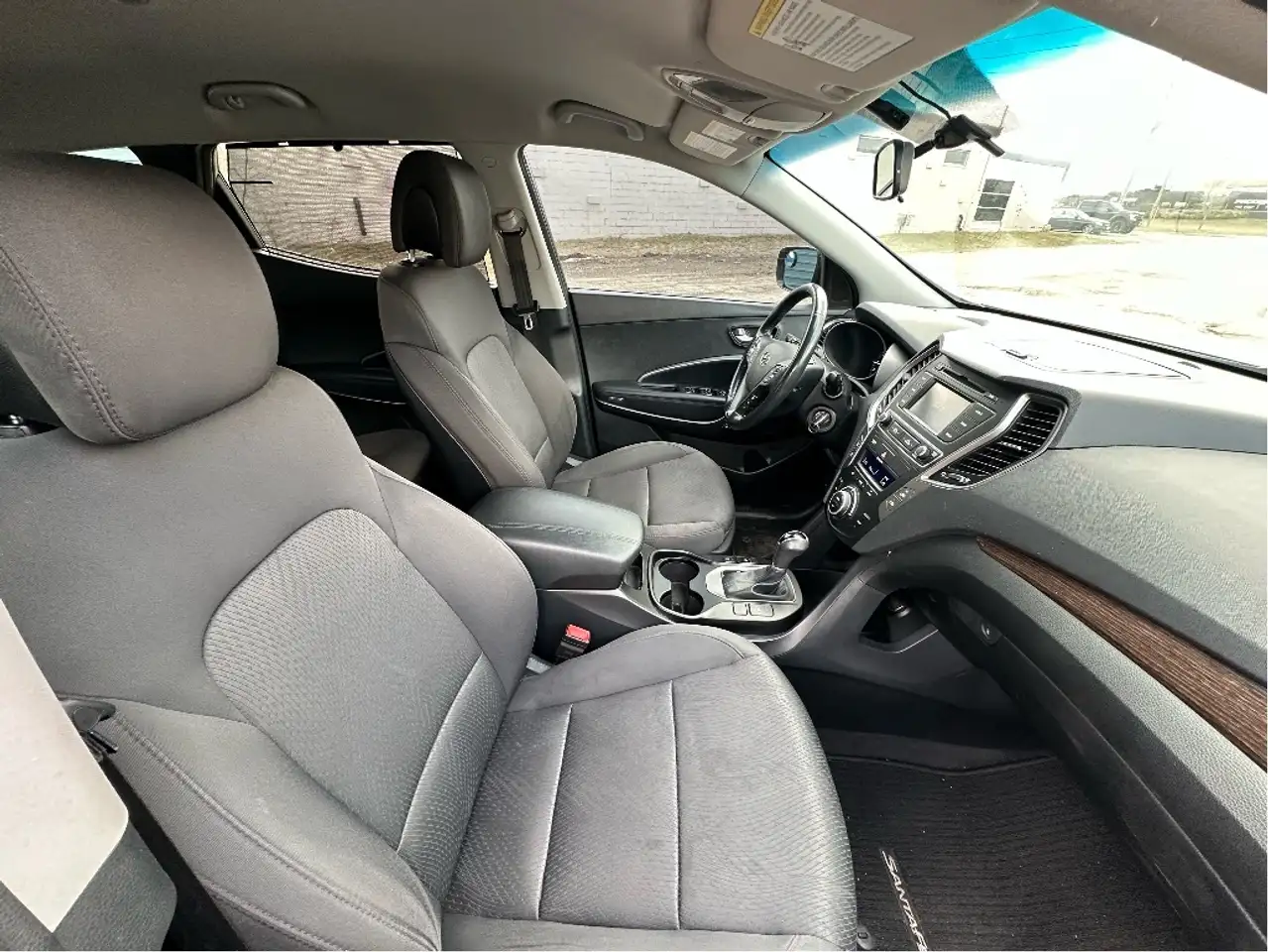 Hyundai SANTA FE снимка Hyundai SANTA FE