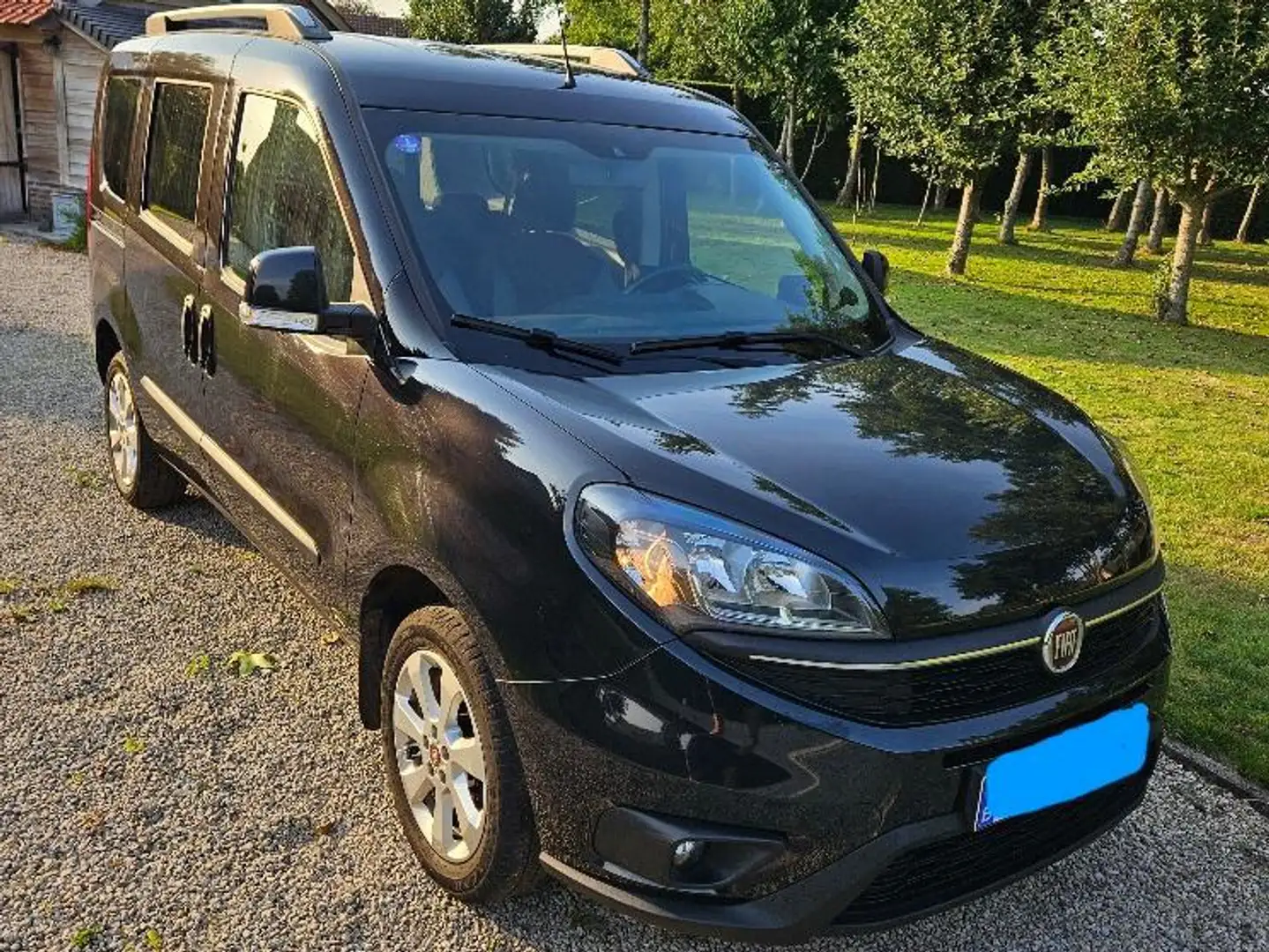 Fiat Doblo Doblo 1.4 T-Jet 16V Natural Power Easy Negro - 1