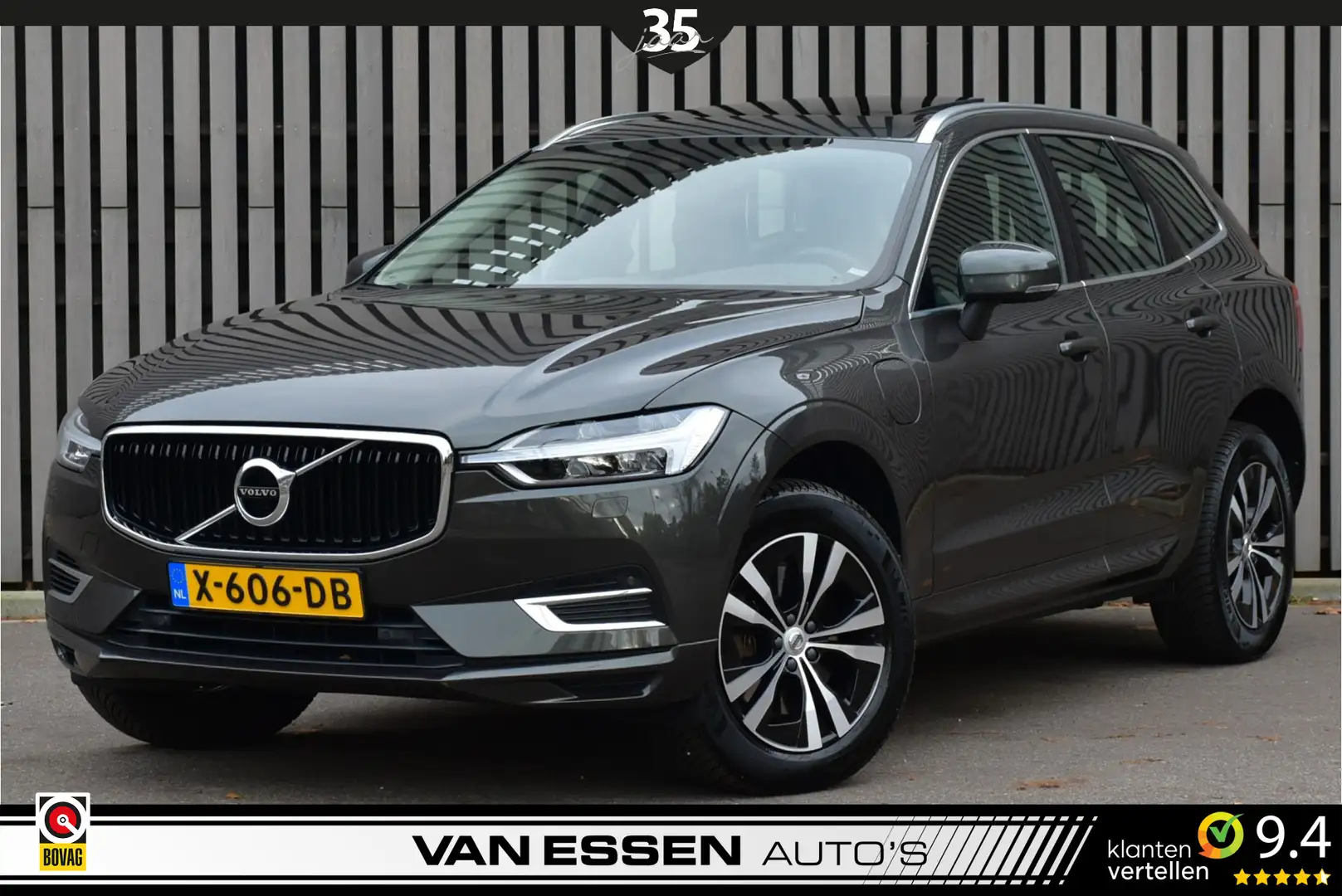 Volvo XC60 2.0 T8 Twin Engine AWD Momentum Pano Stoel/Stuurve Grijs - 1