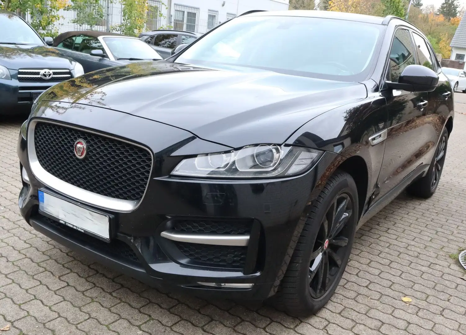 Jaguar F-Pace R-Sport AWD Navi/Meridian/Pano/LED/2.Hand Noir - 2