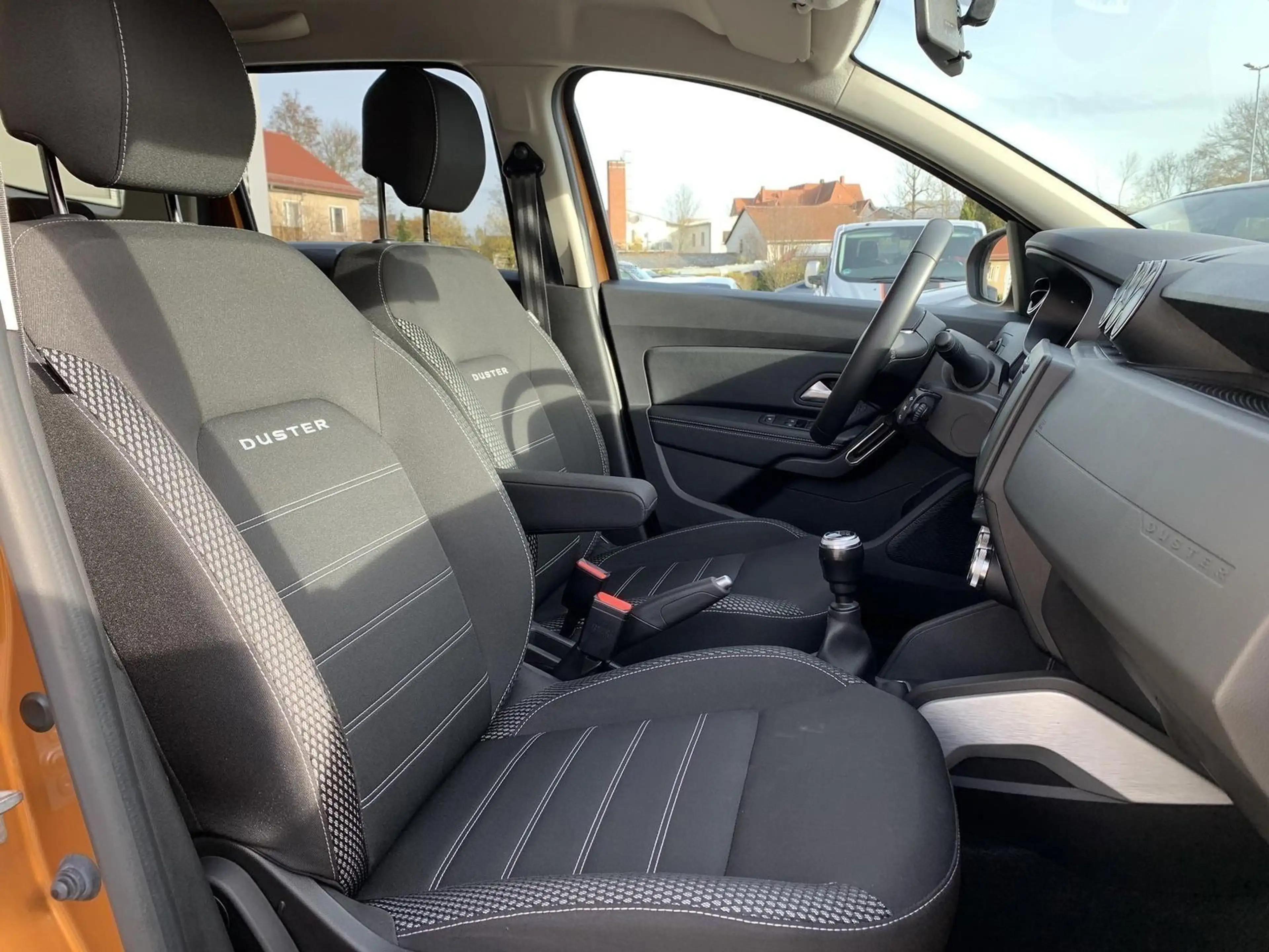 Dacia Duster Prestige 150 AHK+Klimaaaut+Navi+Sitzhz — photo 12