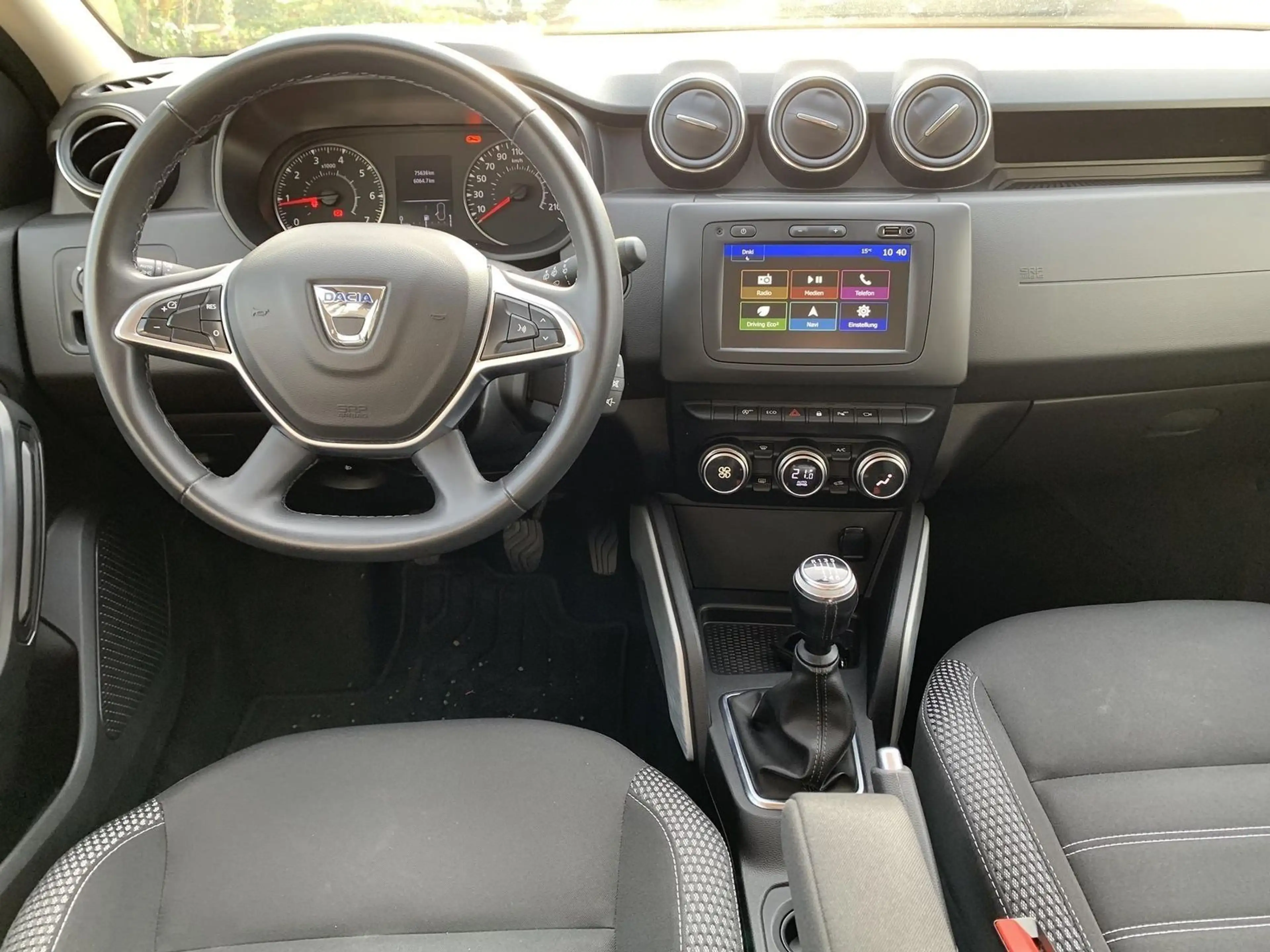 Dacia Duster Prestige 150 AHK+Klimaaaut+Navi+Sitzhz — photo 11