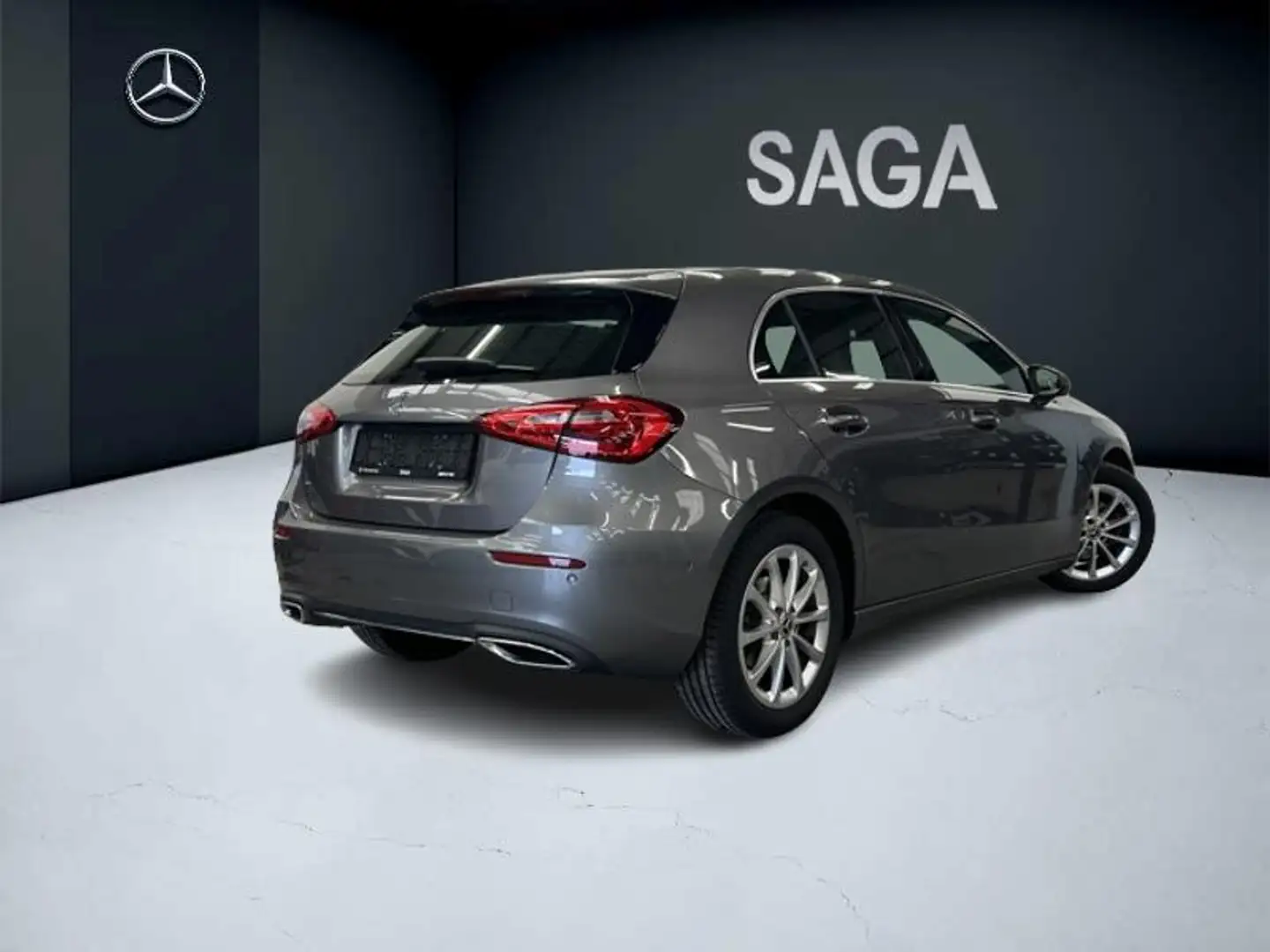 Mercedes-Benz A 180 d Progressive 17p Grijs - 2