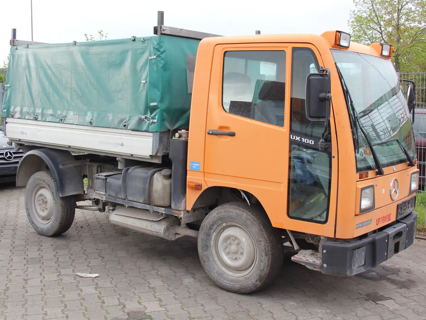 Unimog UX100 409/20 Kipper - 1