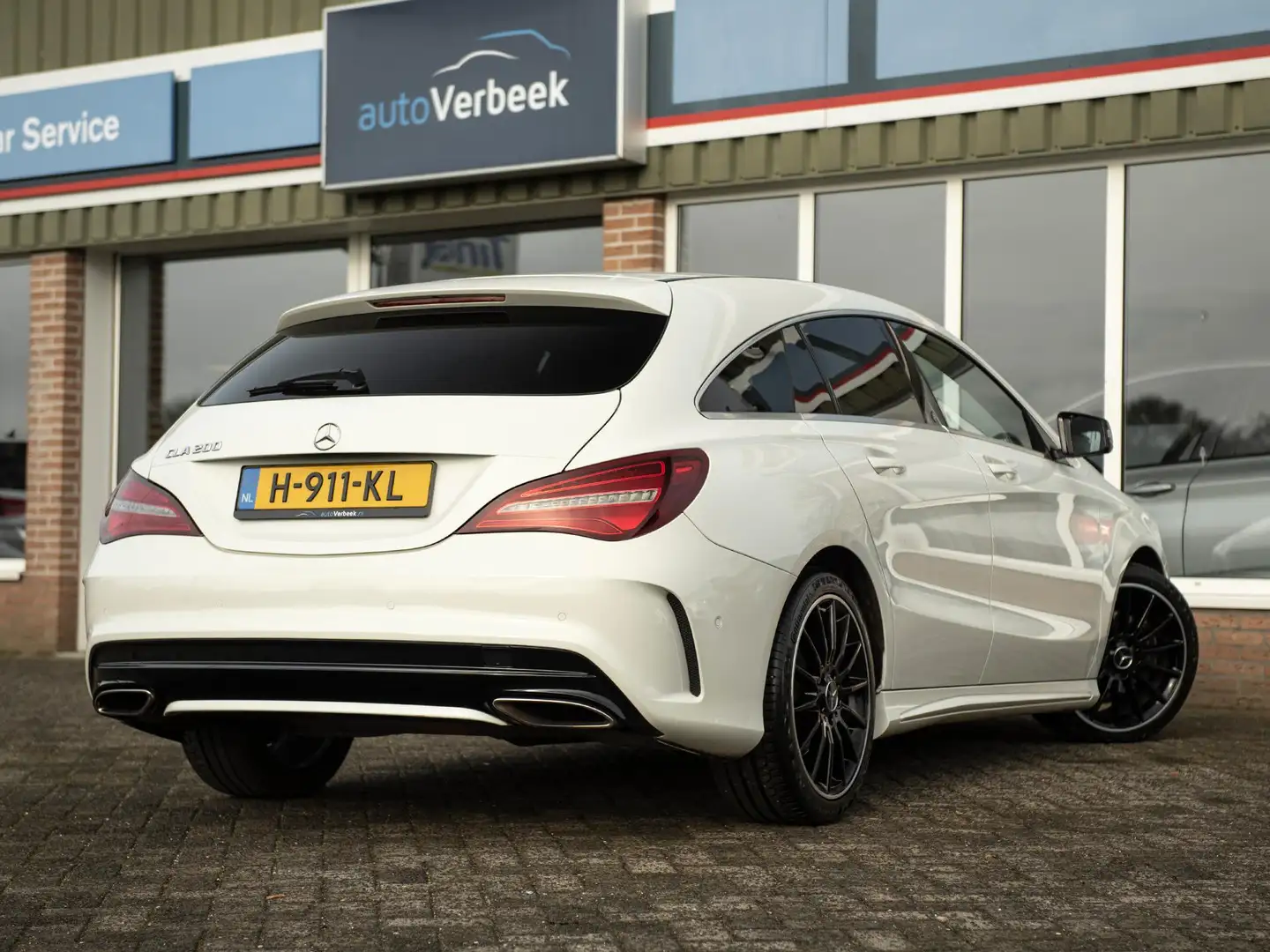 Mercedes-Benz CLA 200 Shooting Brake AMG Aut. | Night pakket | Licht-/zi Bianco - 2
