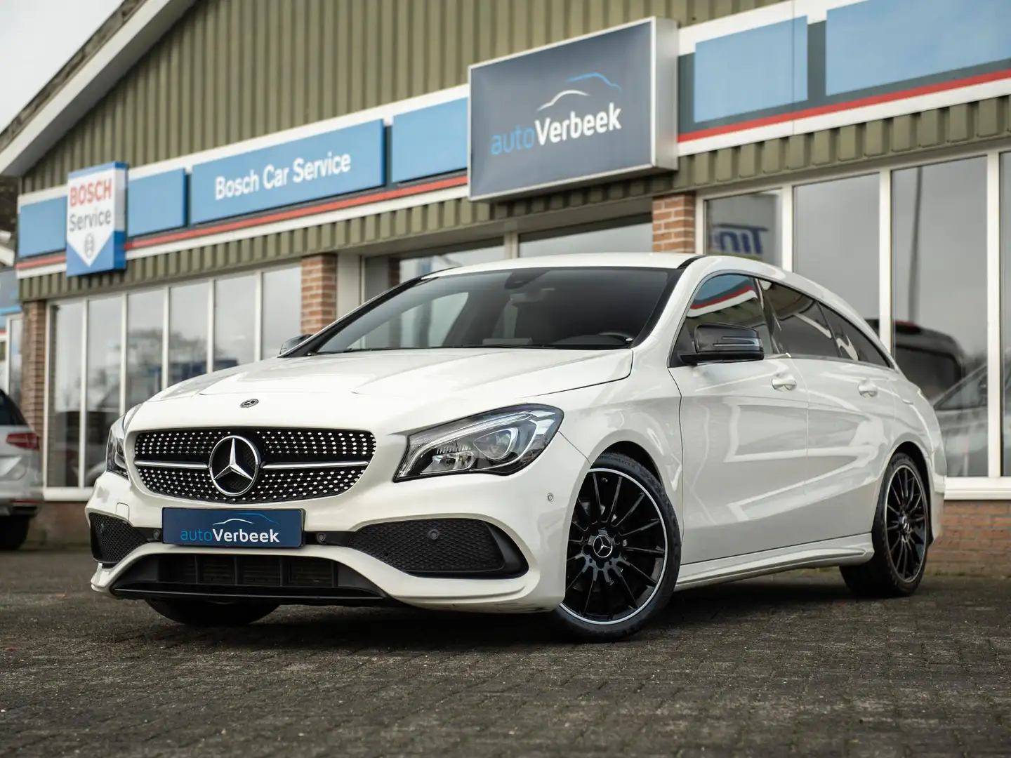 Mercedes-Benz CLA 200 Shooting Brake AMG Aut. | Night pakket | Licht-/zi Wit - 2