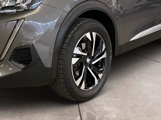 Peugeot 2008 view 15