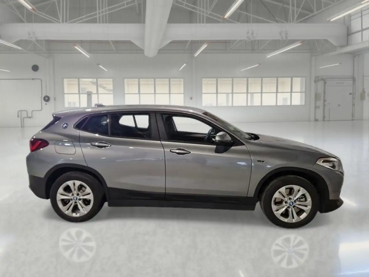BMW X2 XDRIVE 25E BUSINESS X AUTOMATICO SUV, миниатюра 3