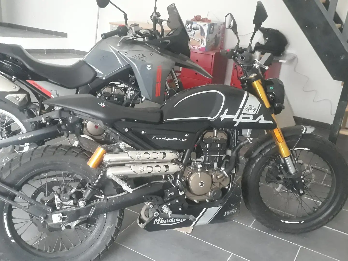 Mondial HPS 125i Comme neuve. Fekete - 1