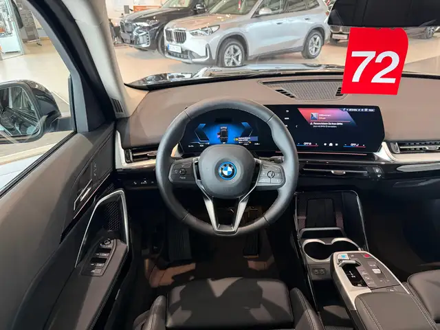 BMW Ix1 view 9