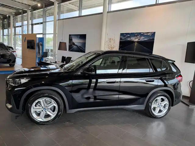 BMW Ix1 view 2