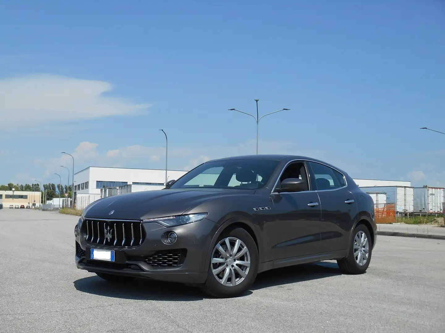 Maserati Levante 3.0 V6 250cv auto Zwart - 1