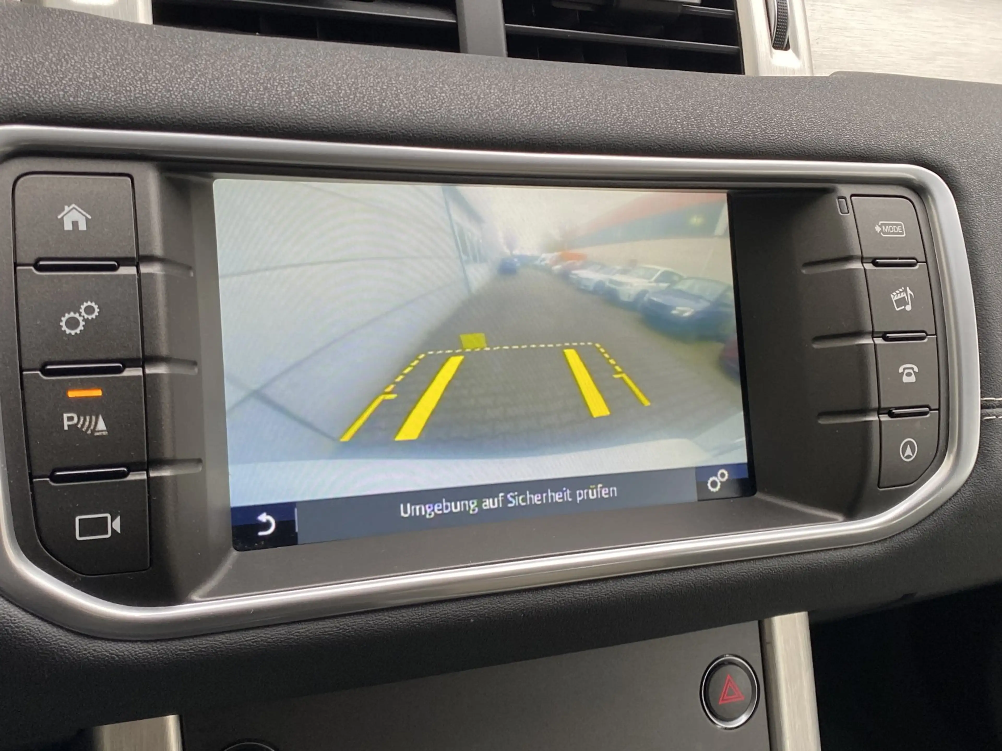 Land Rover Range Rover Evoque Coupe TD4 3-Türer Alu19 RKam Nav Shz Leder — photo 5