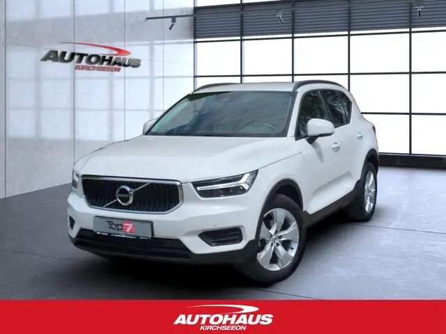 Volvo XC40 D3 Basis 2WD Bluetooth Navi LED Klima
