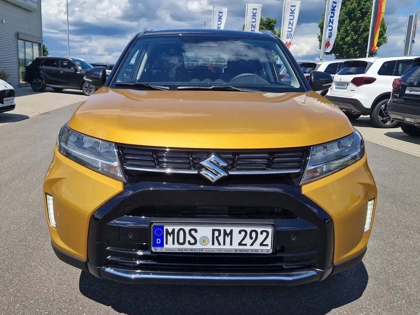 Suzuki Vitara 1.5 Dualjet Hybrid AGS Comfort+ Amarillo - 2