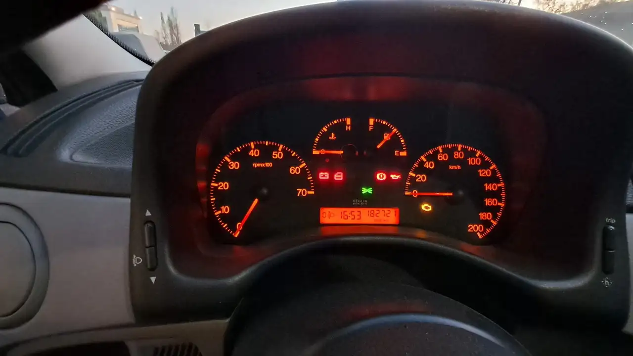 Fiat Punto 5p 1.2 ELX, foto 5