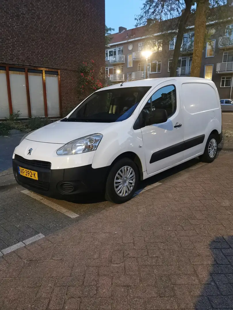 Peugeot Partner Peugeot Partner AUTOMAAT 1.6 [APK 2026] Wit - 1