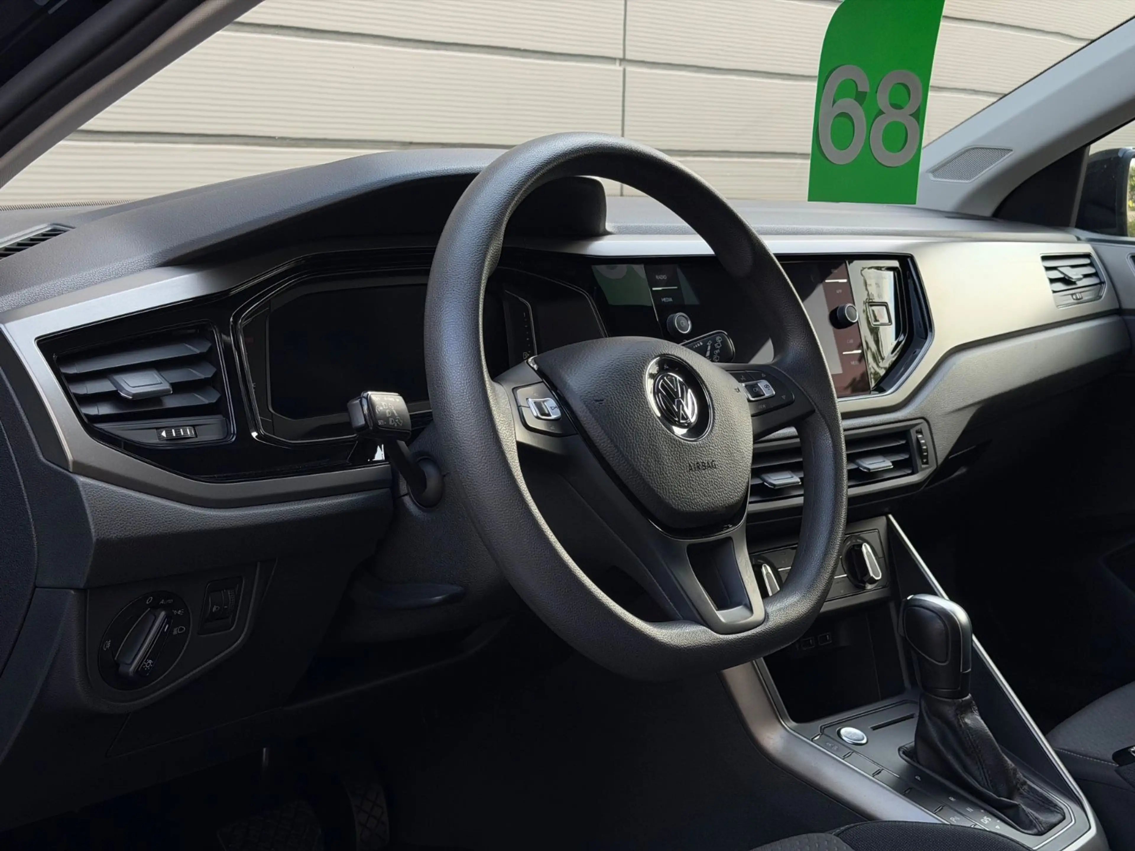 Volkswagen Polo VI Comfortline *HU/AU*SCHECKHEFT*SHZ* — photo 13