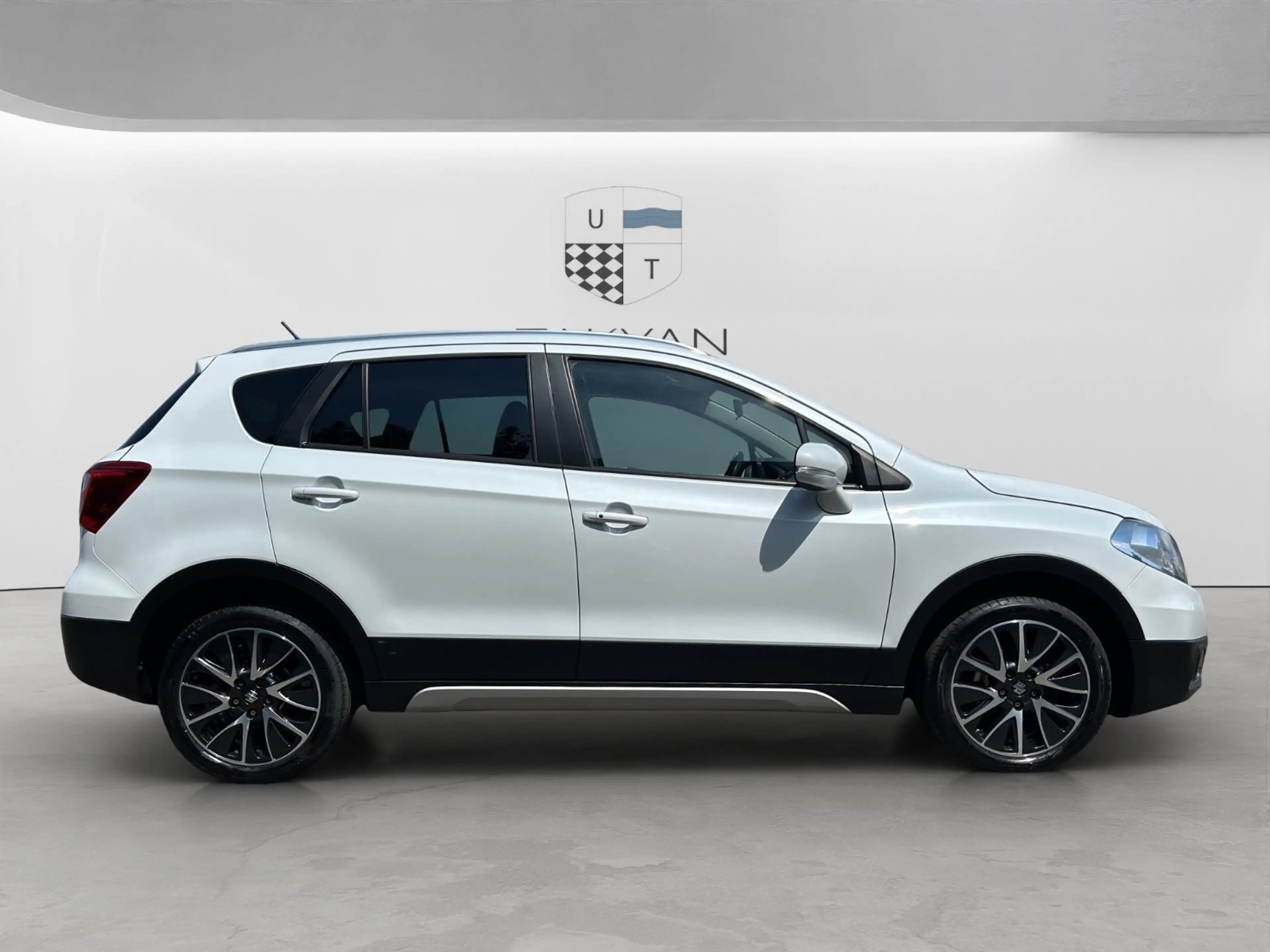 Suzuki SX4 S-Cross Comfort 4x4 Aut. / Klimaaut. / SHZ — photo 9