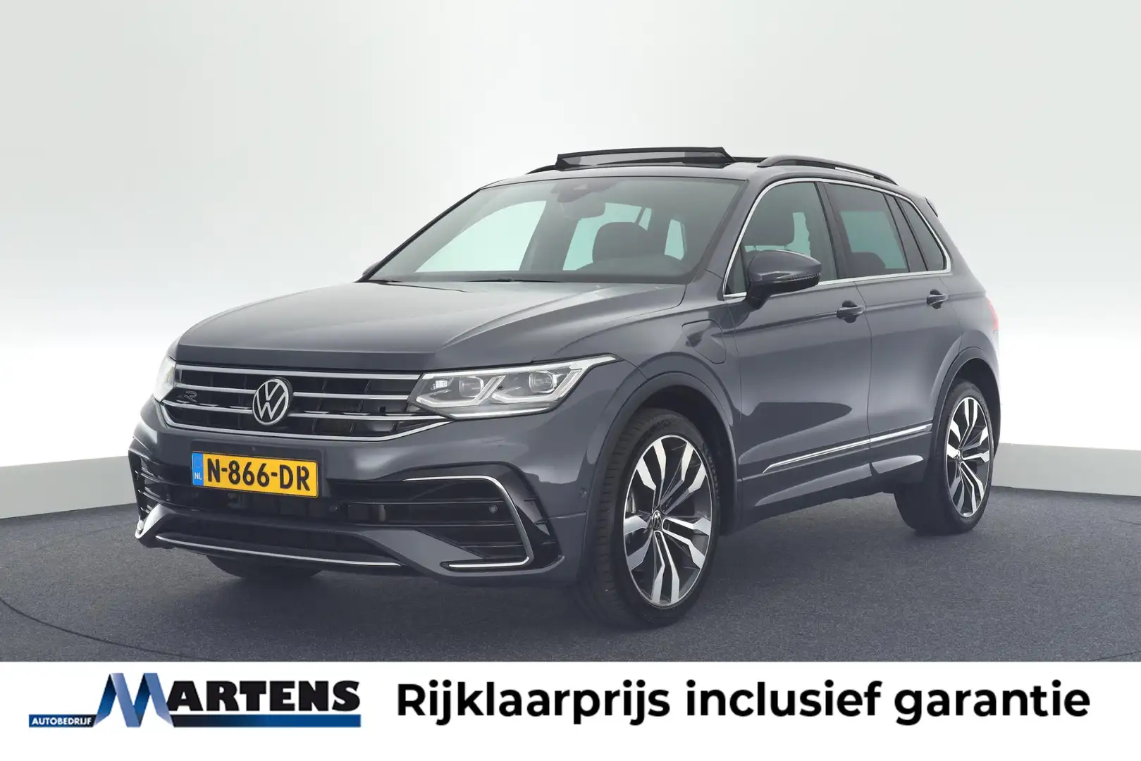 Volkswagen Tiguan 1.4 TSI 245pk eHybrid R-Line Business+ Trekhaak 36 Grijs - 1