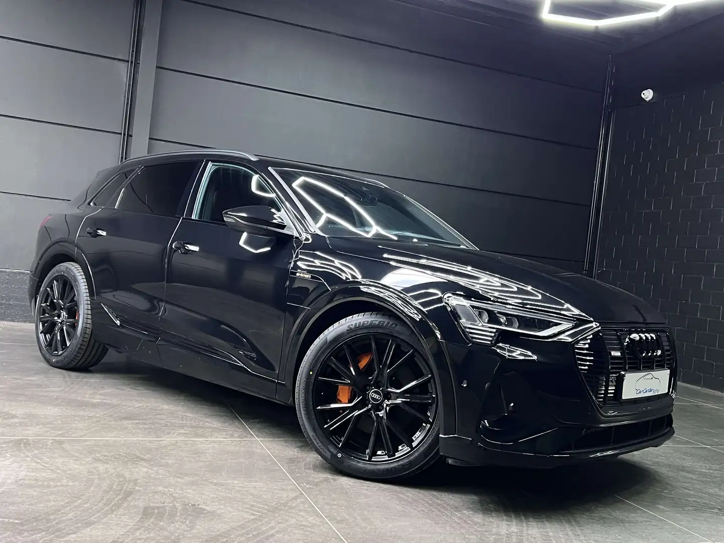 Audi e-tron 55 Quattro S line 95 kWh / Full Black / 2023 Noir - 2