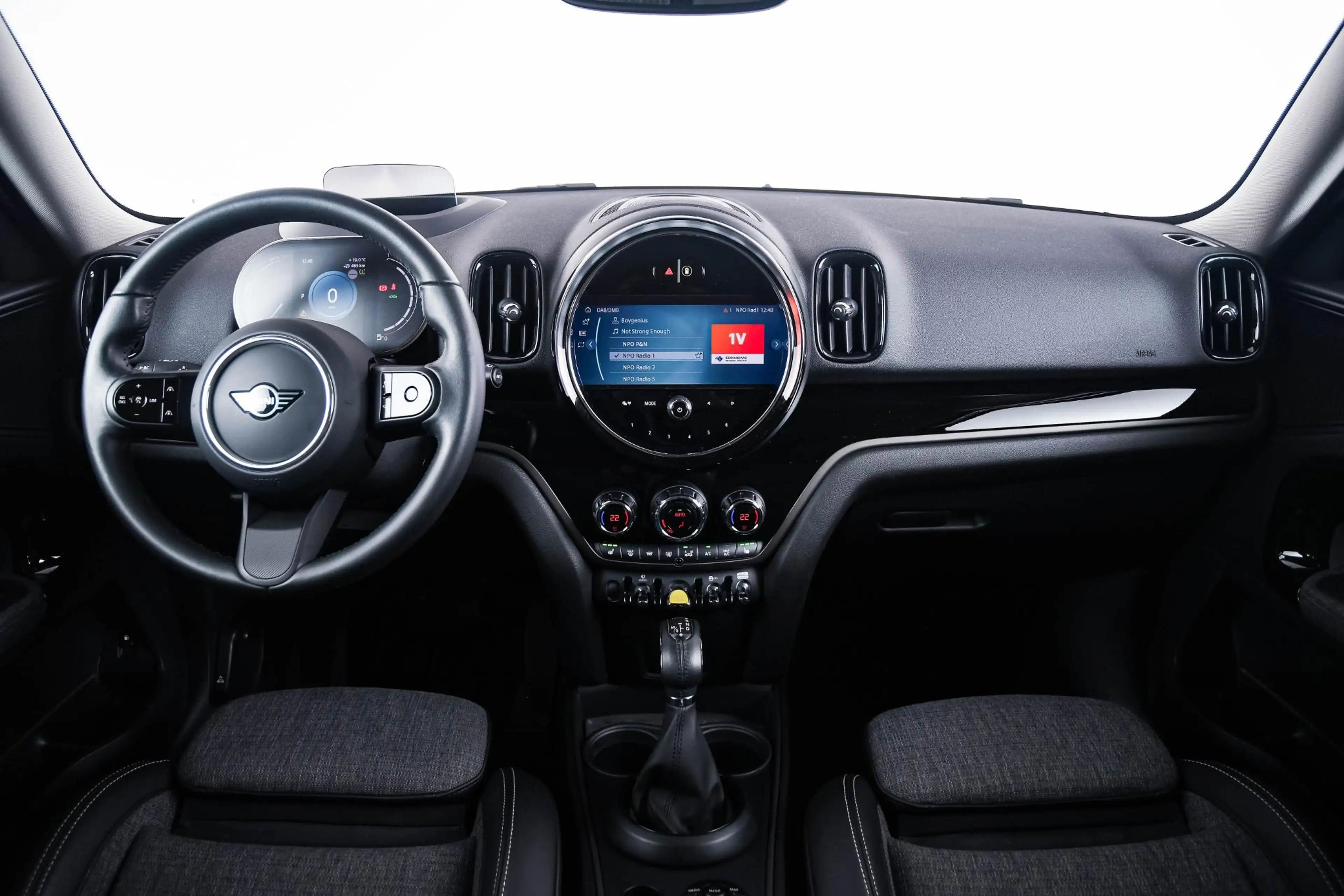 MINI Cooper SE Countryman ALL4 Active Cruise Control - Head up - Elektrisch — photo 3