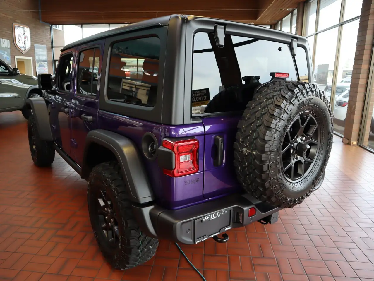 Jeep Wrangler снимка Jeep Wrangler