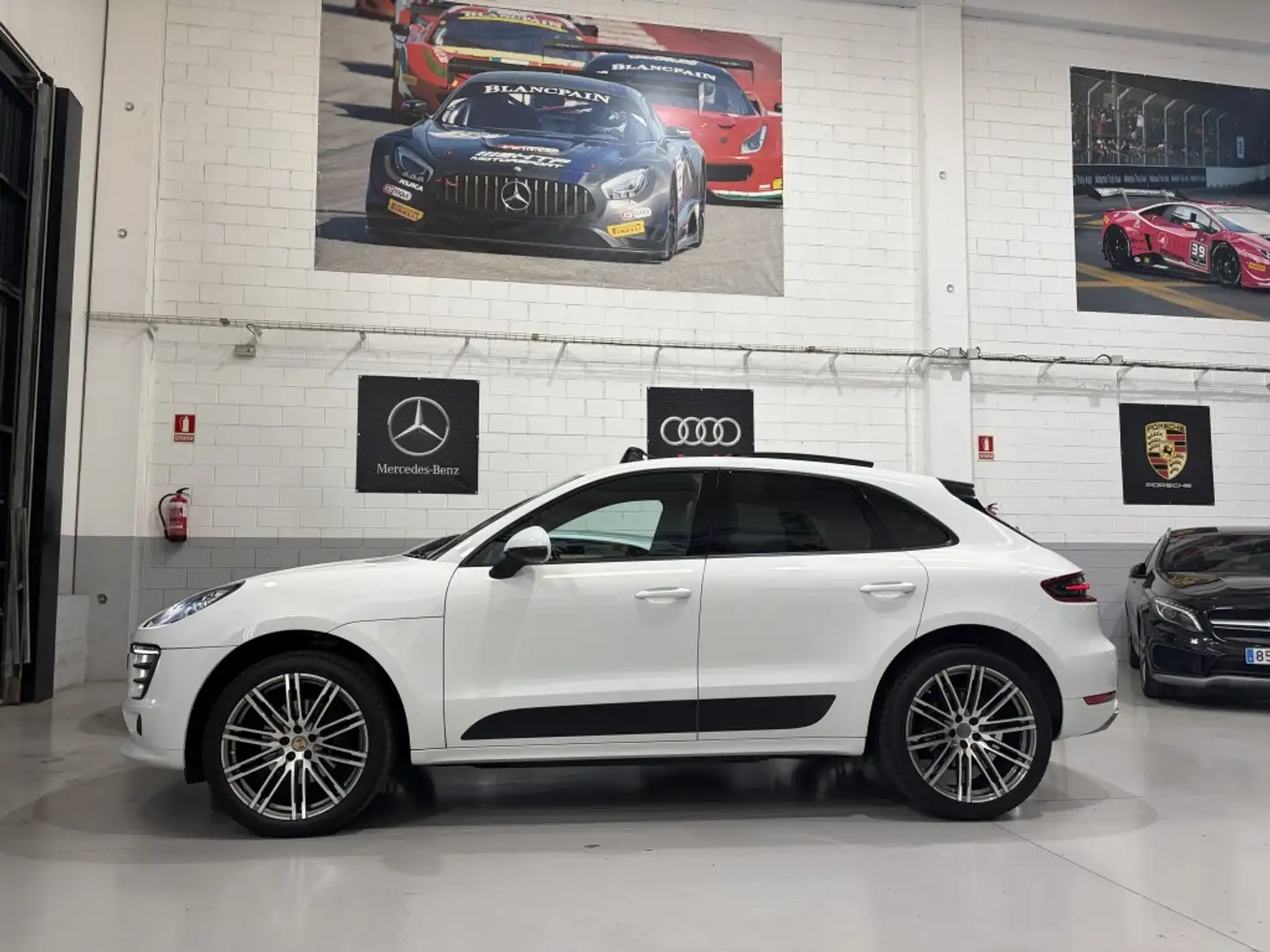 Porsche Macan Aut. Blanco - 1