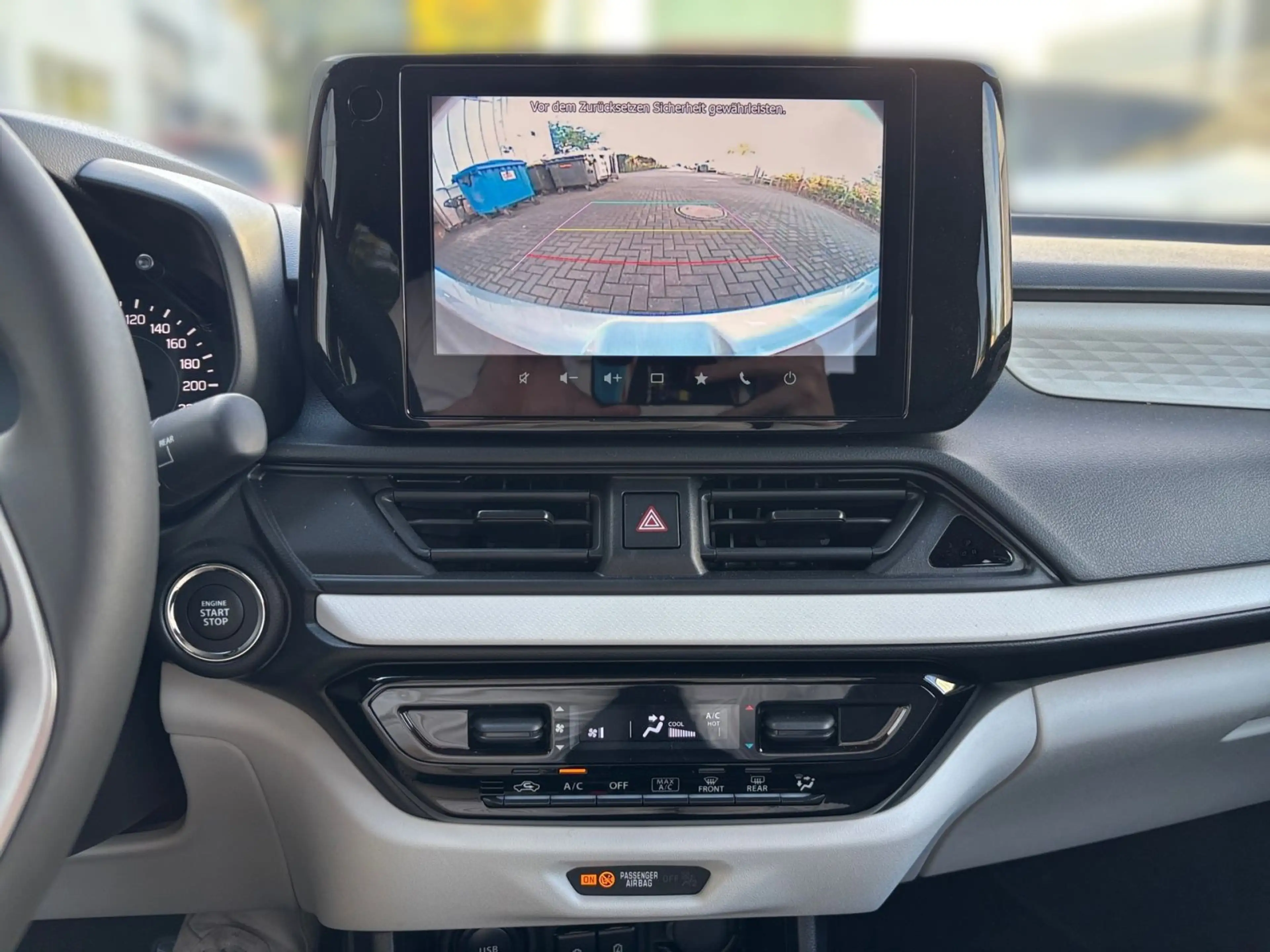 Suzuki Swift SWIFT COMFORT CVT HYBRID — photo 9