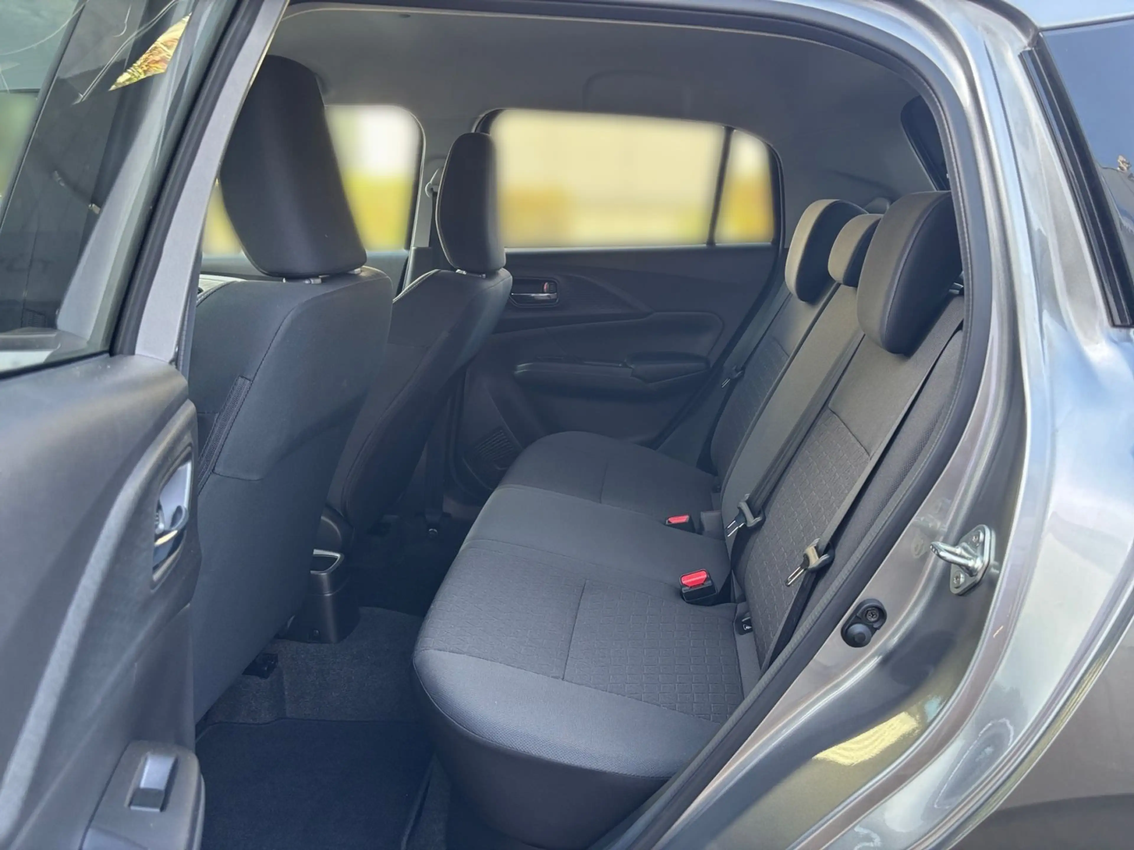 Suzuki Swift SWIFT COMFORT CVT HYBRID — photo 11